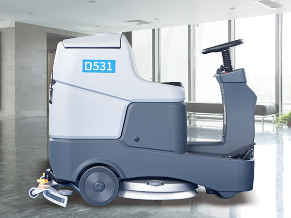 D531小型駕駛式單刷洗地機